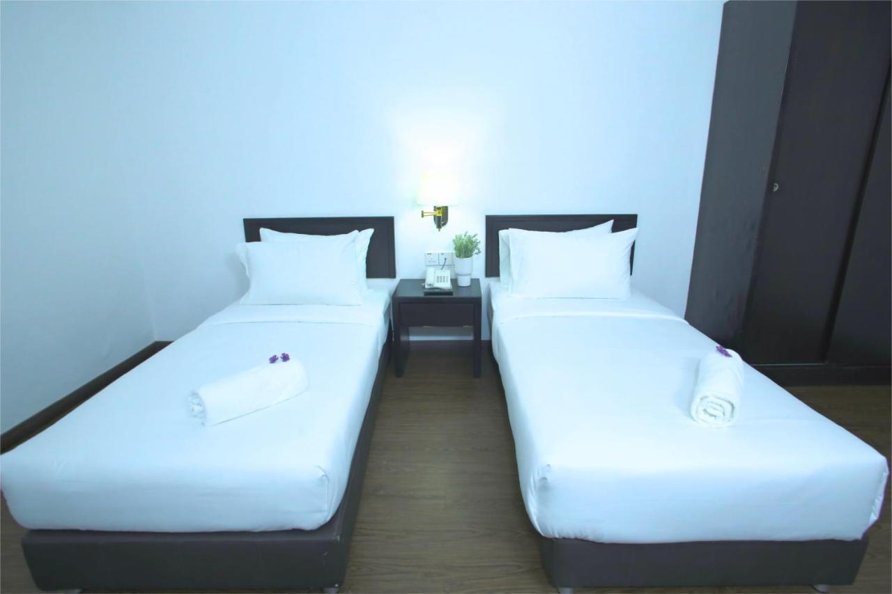 Hotel Pandan Johor Bahru Eksteriør bilde