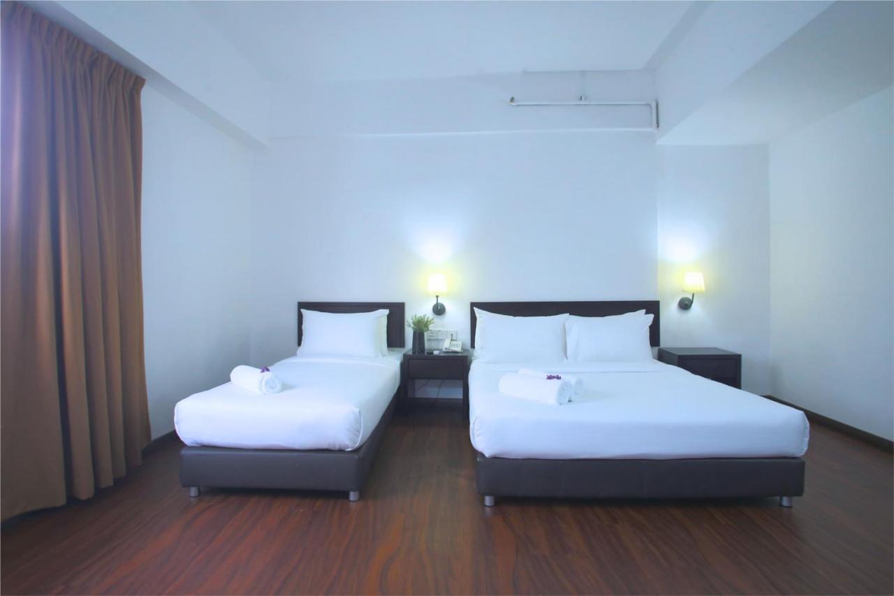 Hotel Pandan Johor Bahru Eksteriør bilde